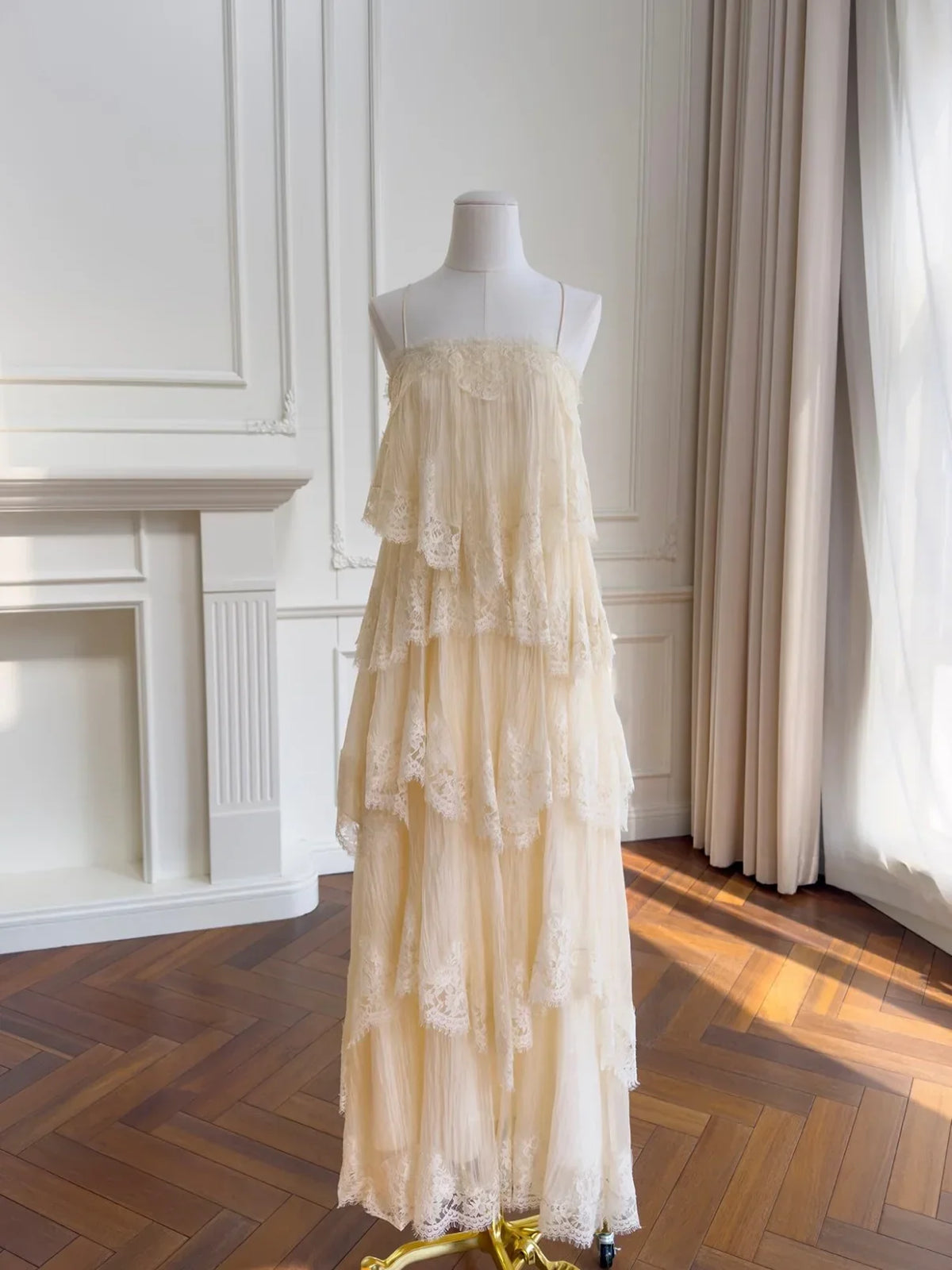 Cream Lace Tiered Open-Back Spaghetti Strap Maxi Dress